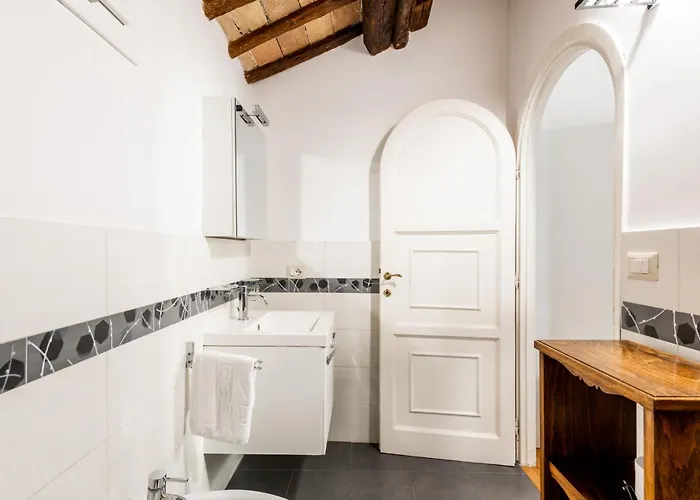Pavone Centre Romantic Appartamento *